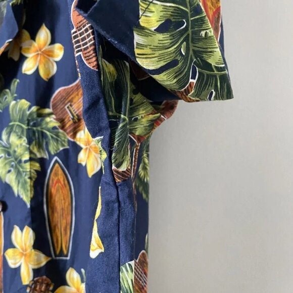 RJC Vintage Hawaiian Short Sleeve Shirt Style 102C Navy Floral Surfer - Picture 5 of 14